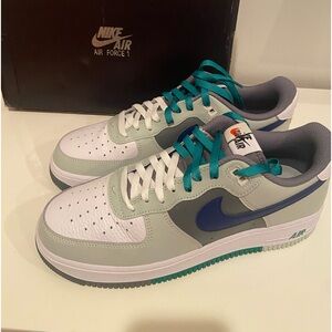 Nike Air Force 1 '07 LV8 Low Split - Light Silver Deep Royal Sneakers Size 10.5